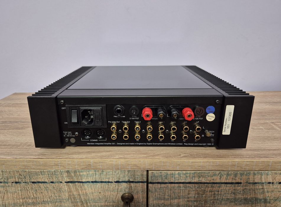 Усилвател Meridian 551 + MSR remote control
