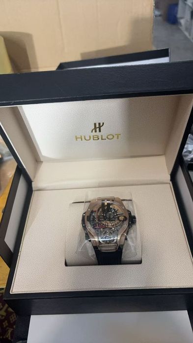 Ръчен часовник  Hublot  механичeн,автомат,висок клас изработка