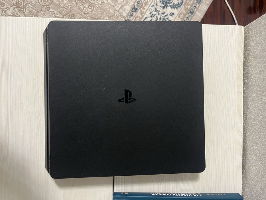 ПРОДАЮ Playstation 4