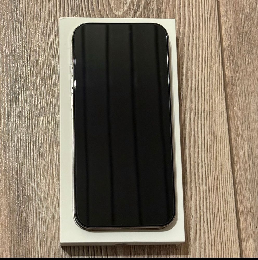 Iphone 16 Pro Max 256GB гаранционен