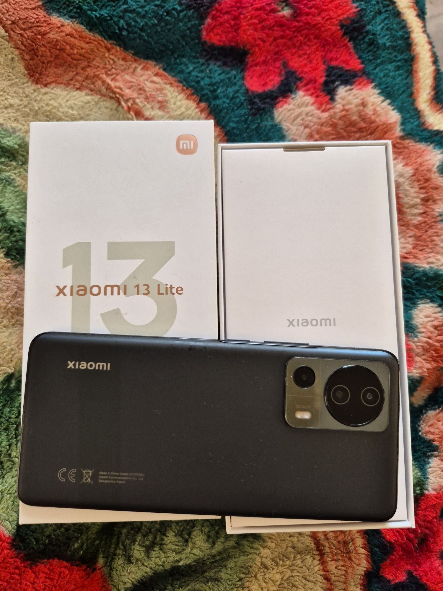 Продается Xiaomi 13 Lite.