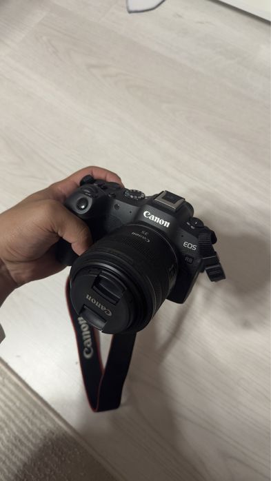 Фотоаппарат Canon R8+ обьектив