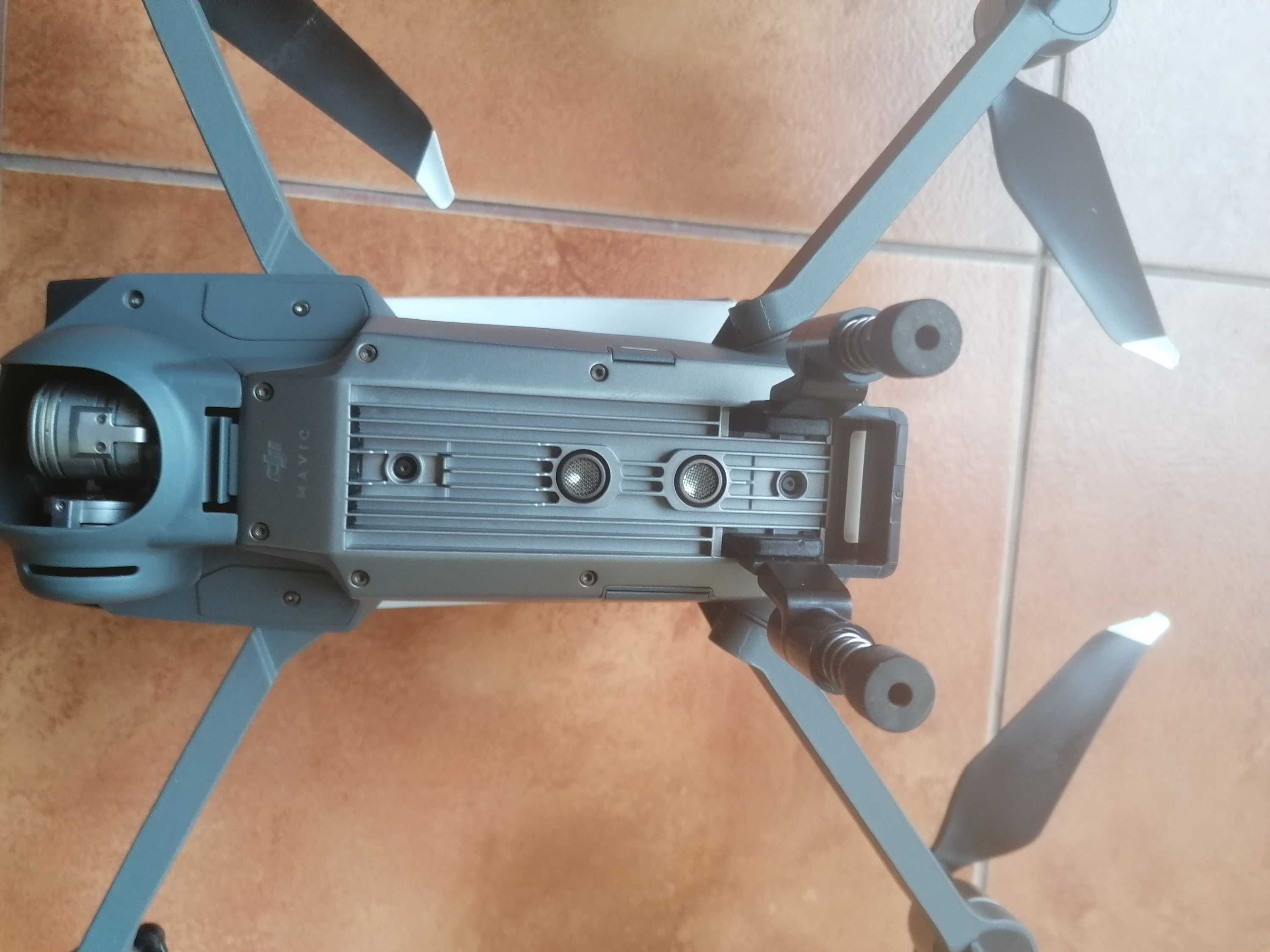 DJI Mavic Pro с 3 батерии, аксесоари и оригинална чанта