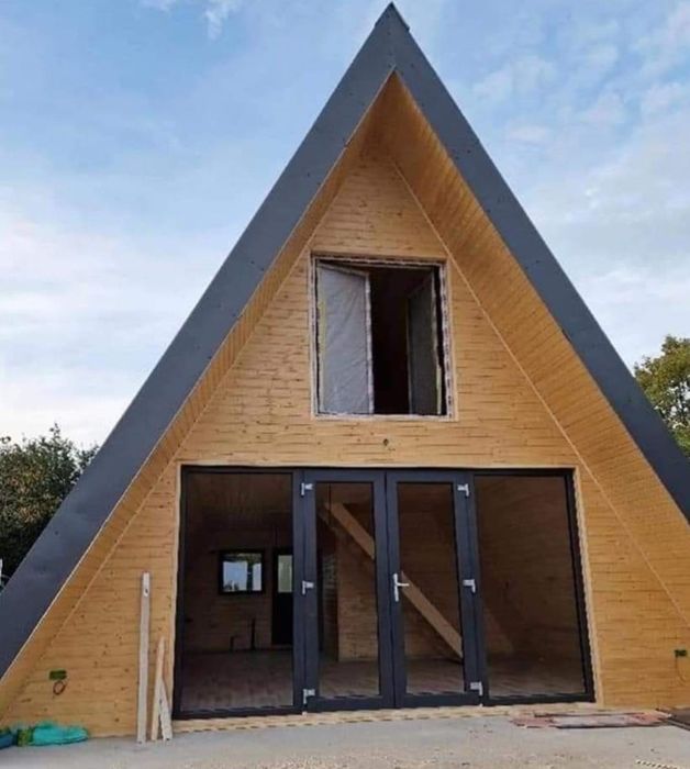 Meserias in constructi cabane stil A frem detali la tel