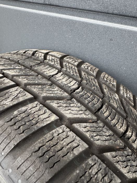 Anvelope iarna 215 55 17,jante aliaj originale VW