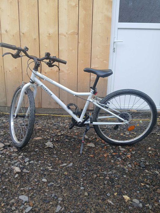 Bicicletă fată, Riversaide, 9 - 12 ani.
