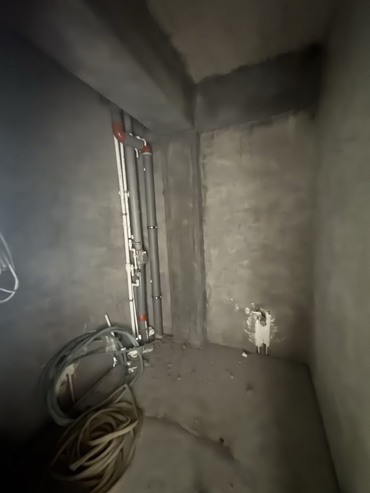Kvartira 104 kv m sotiladi
