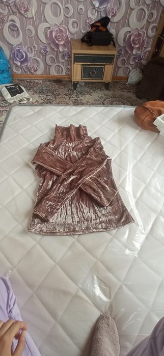 Женская одежда блузка