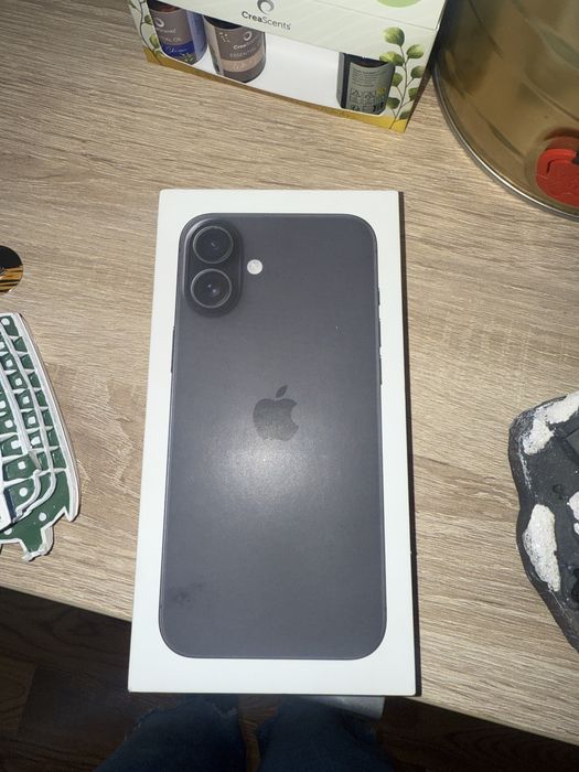 Iphone 16  PLUS.