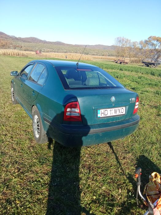 Vând Skoda Octavia