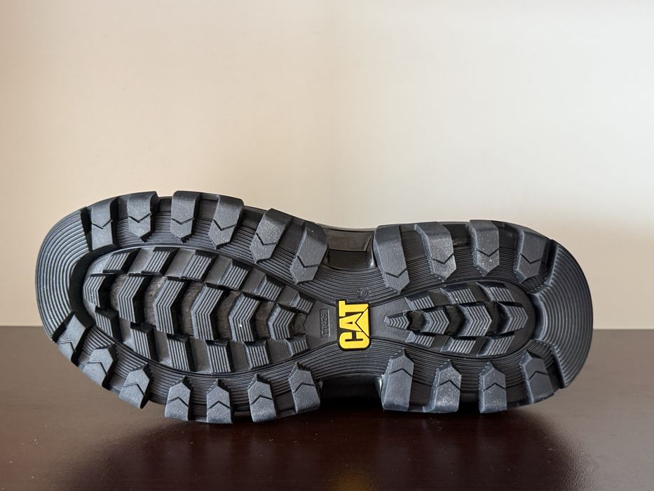 Caterpillar 40номер 25см Стелка Нови с Кутия Естествена Кожа