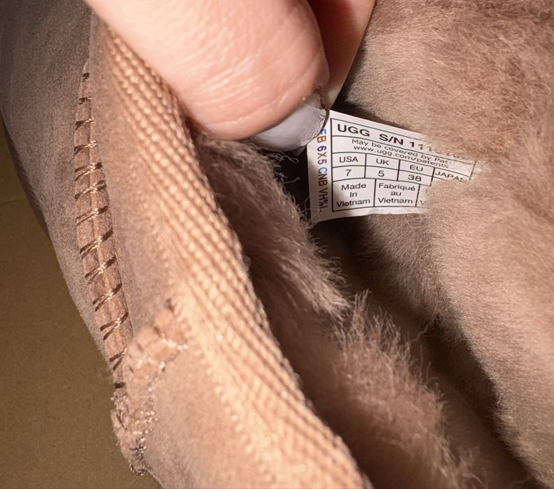 Ugg classic ultra mini