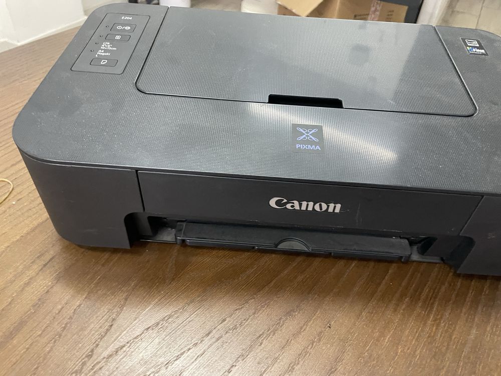 Принтер Canon e204 без картриджей