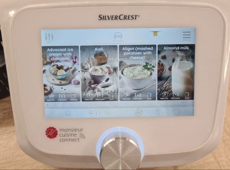 Robot de bucătărie Monsieur Cuisine Connect