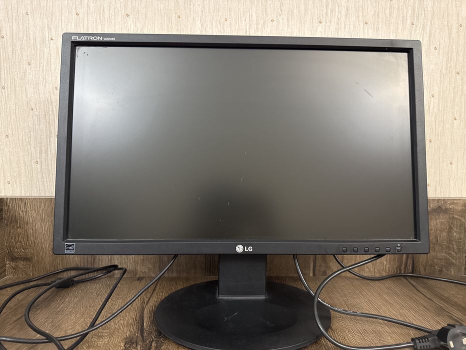 Монитор LG FLATRON w2246s