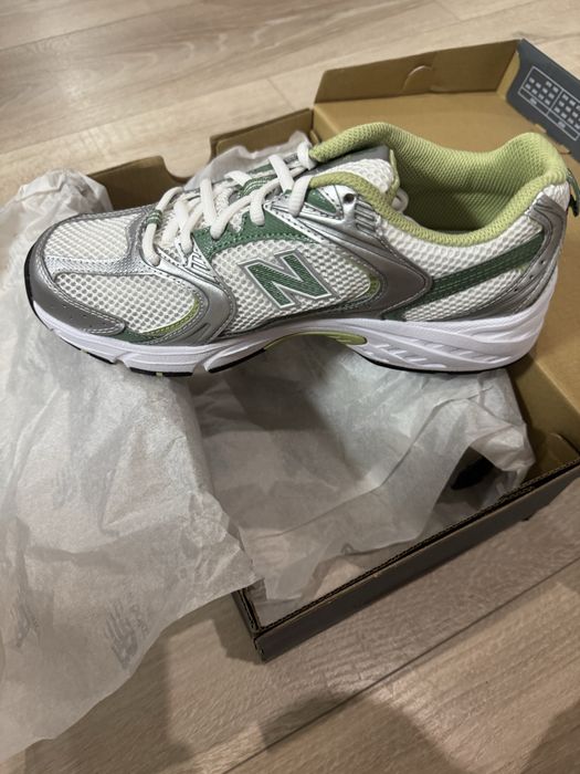 New Balance 530 нови