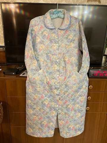 дълга дамска домашна дреха