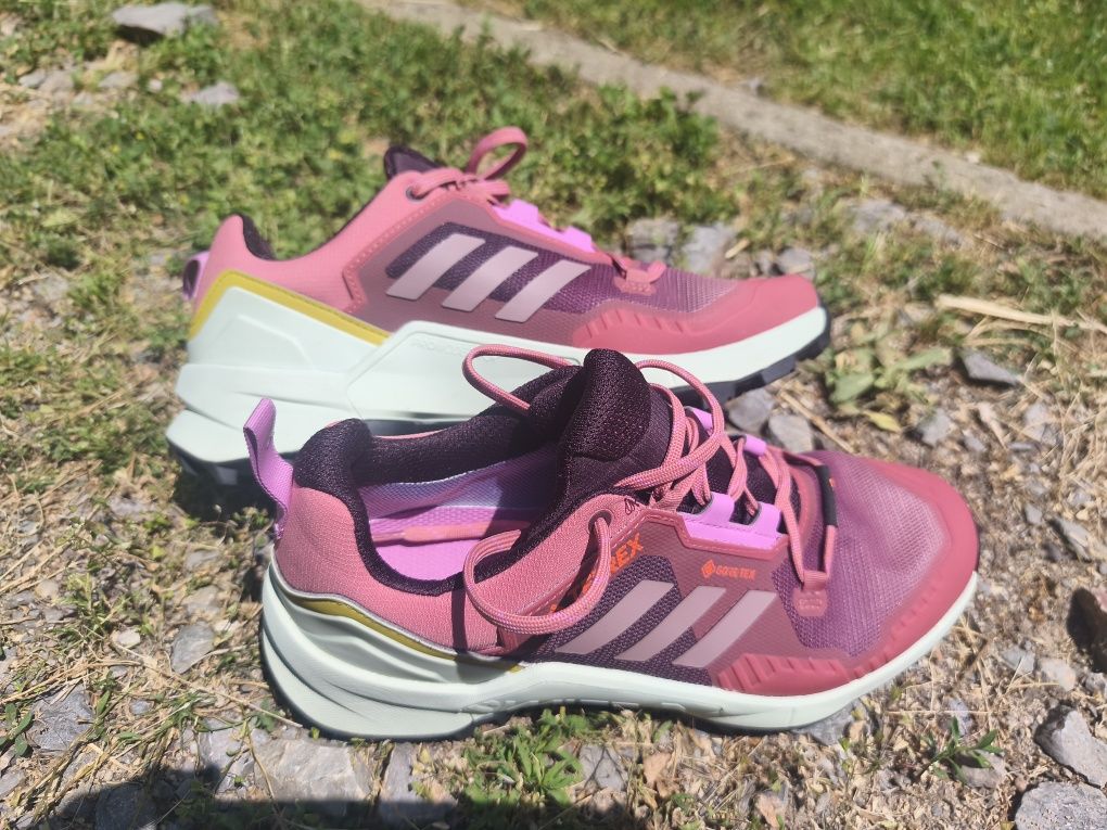 Туристически Adidas Terrex swift R3 Gore Tex (42) нови. Унисекс.