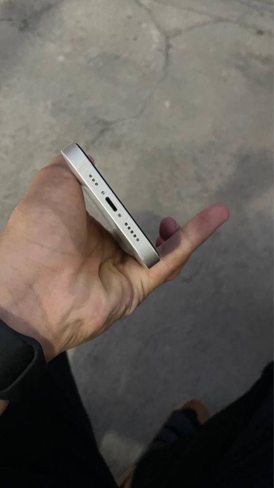 Jigar siz holagan telfon Iphone 14 idealll
