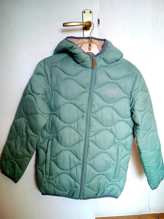 Топло детско яке RESERVED, унисекс, размер 146-152, 10-11г., с подарък