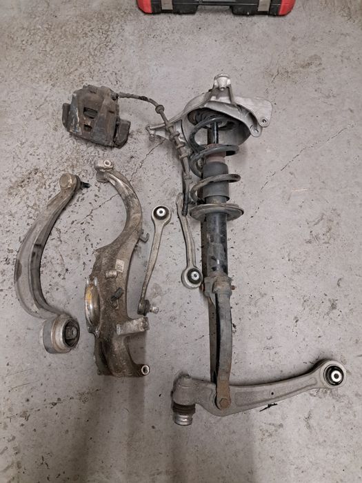 Fuzeta,telescop,brat,flanșa,etrier,audi a4 b8,a5,q5,a7