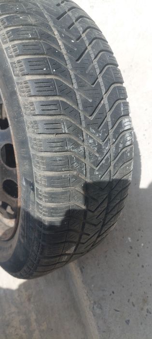 Cauciucuri de iarna cu jante de tabla 5×112