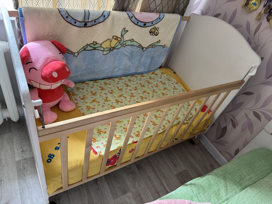 Манеж с матрасом