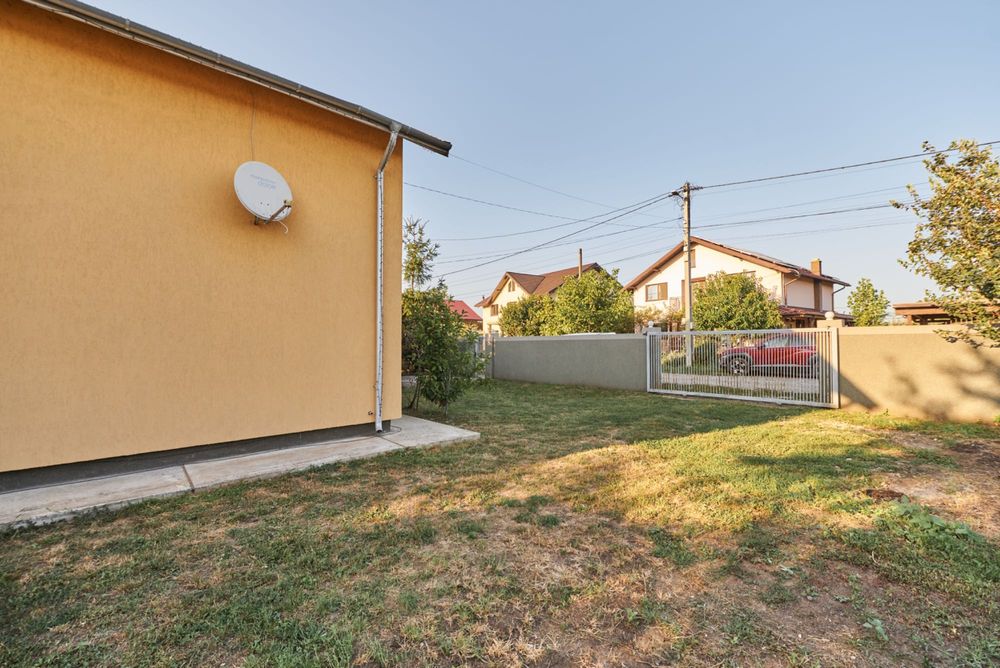 Casă P+E, 142mp, 3 dormitoare, living, teren 500mp, intrare Popricani