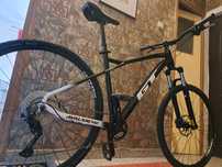 Bicicleta GT Avalanche 2023