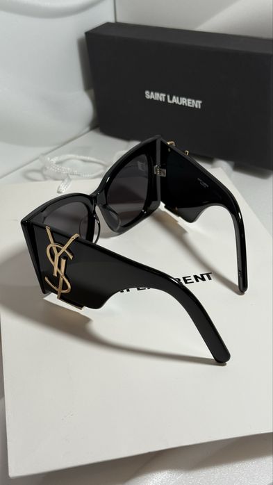 Дамски слънчеви очила YSL