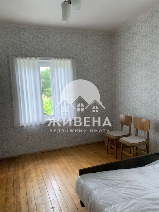 Продава къща с голям двор в с.Дъбравино, обл. Варна