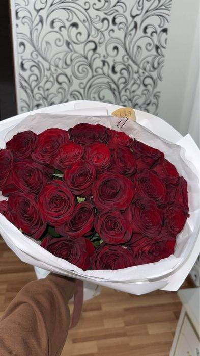 25штук роза сатылады