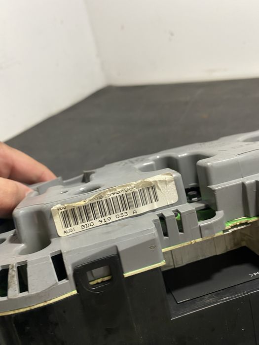 Ceasuri bord Audi A4 B5 1.9 AFN 1994-2002 | 8D0919033A