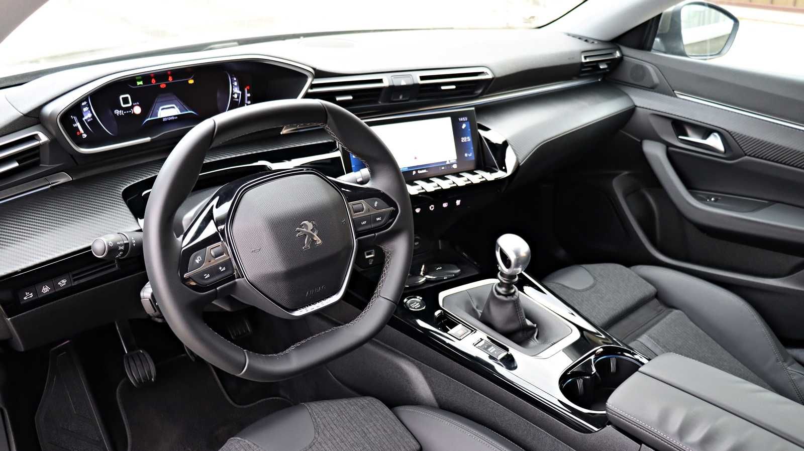 Peugeot 508 / 2021 / Full LED / Distronic / Lane / Side / Camera /E6