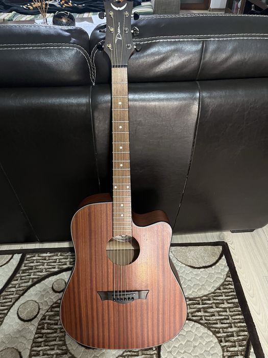Chitara electroacustica Dean