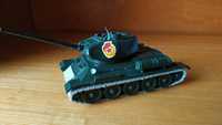 Советский металлический танк . Коллекционный.
