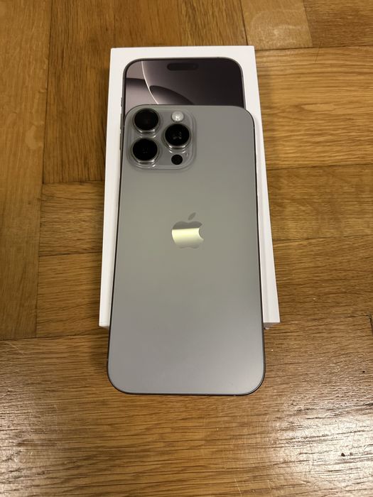 Iphone 16 pro max с 24 месеца гаранция