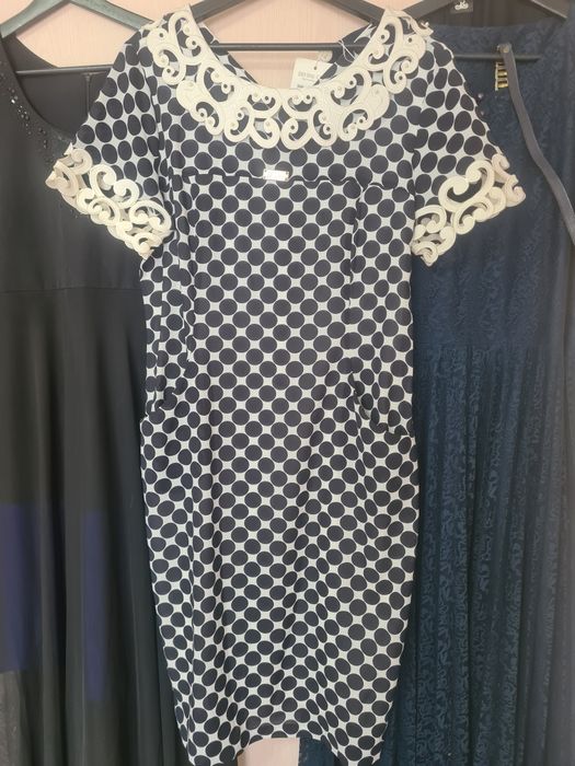 Продам женское платье