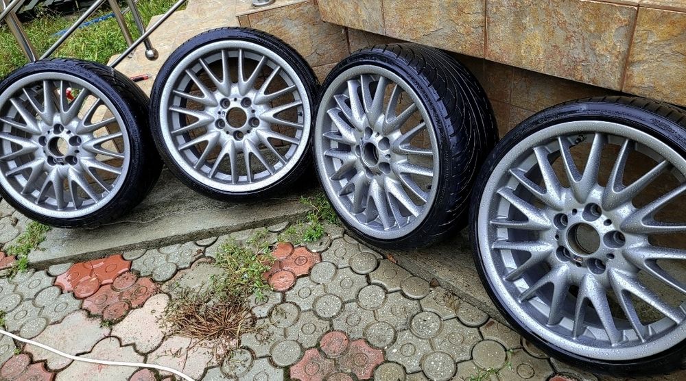 Jante bmw r18 M în două lățimi