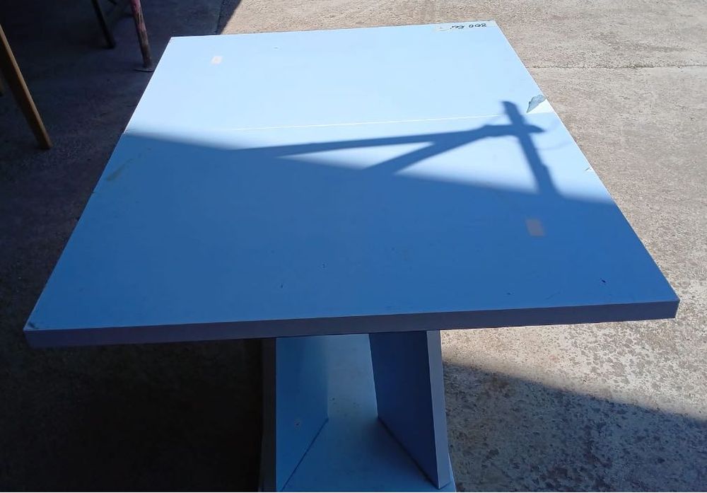 rattan masa de living extensibila , alba , cu folie  , design modern