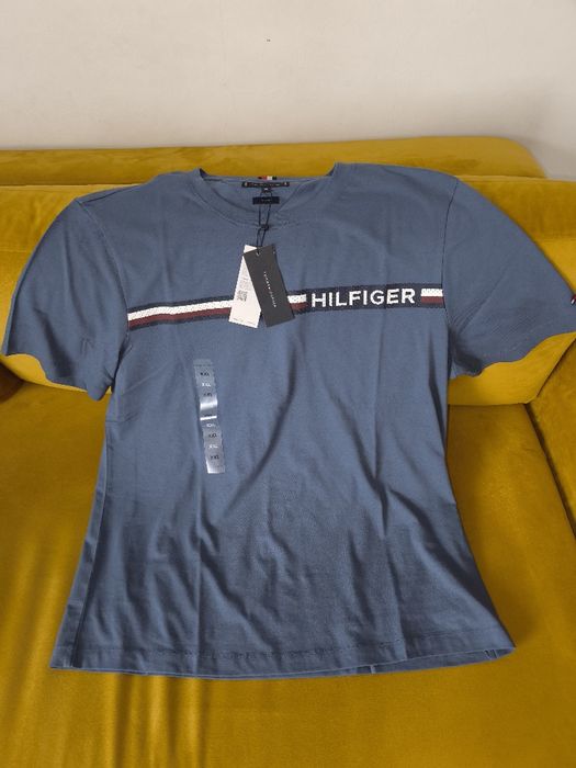 Vand tricou Tommy Hilfiger XXL, NOU