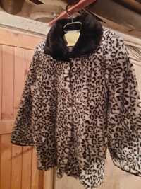 Дамско леопардово палто и официално черно дамско палто