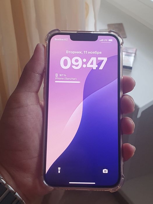 Продам айфон 13 на 128