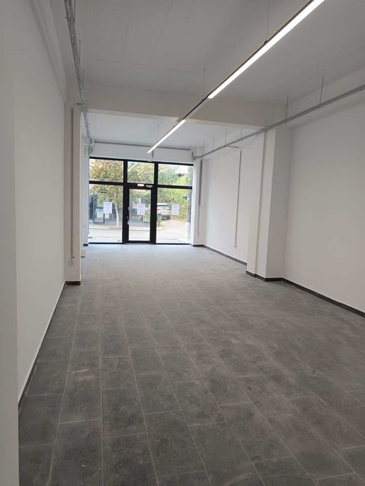 Spațiu comercial  de închiriat