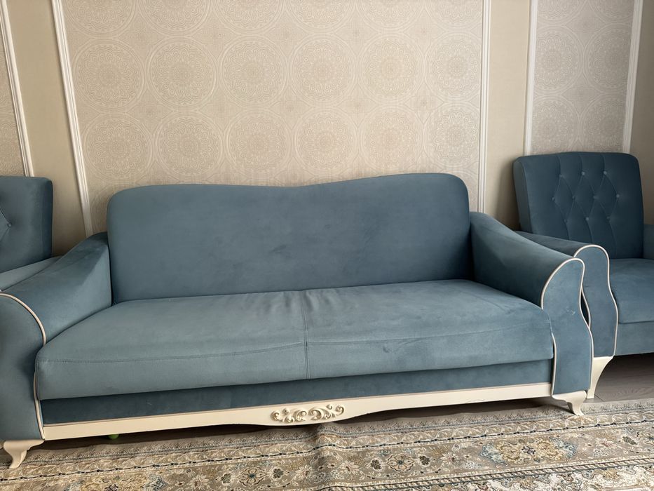 Диван +2кресло бу