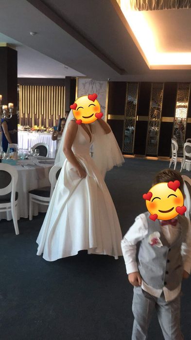 Vand rochie de mireasa
