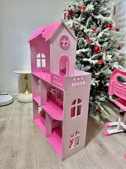 Домик для кукол с мебелью на подарок для девочки