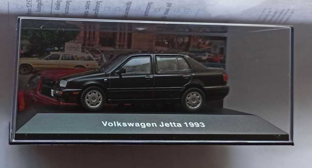 Macheta VW Jetta A3 1993 negru - IXO/Altaya 1/43 Volkswagen