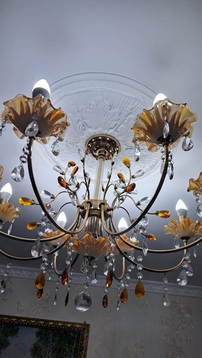 Люстра классическая 8 ламп