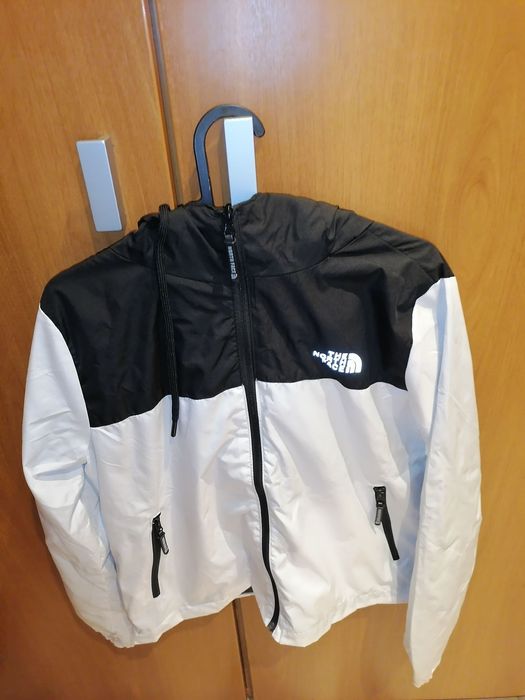 Ново дамско горнище бяло, черно The North Face размер S